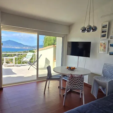 Vakantiehuis Maison Vue Porticcio (Corsica)